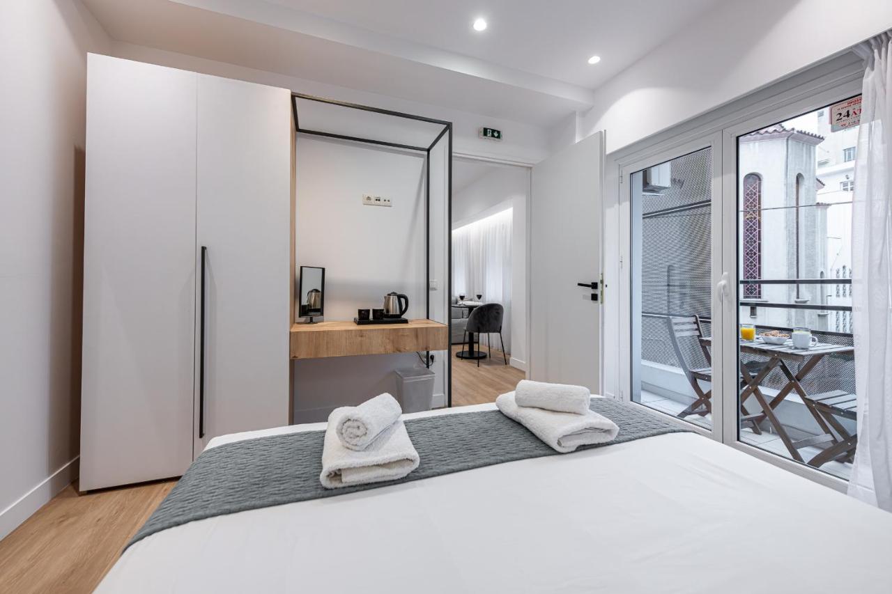 Kriel Suites By Liv Homes Афины Экстерьер фото