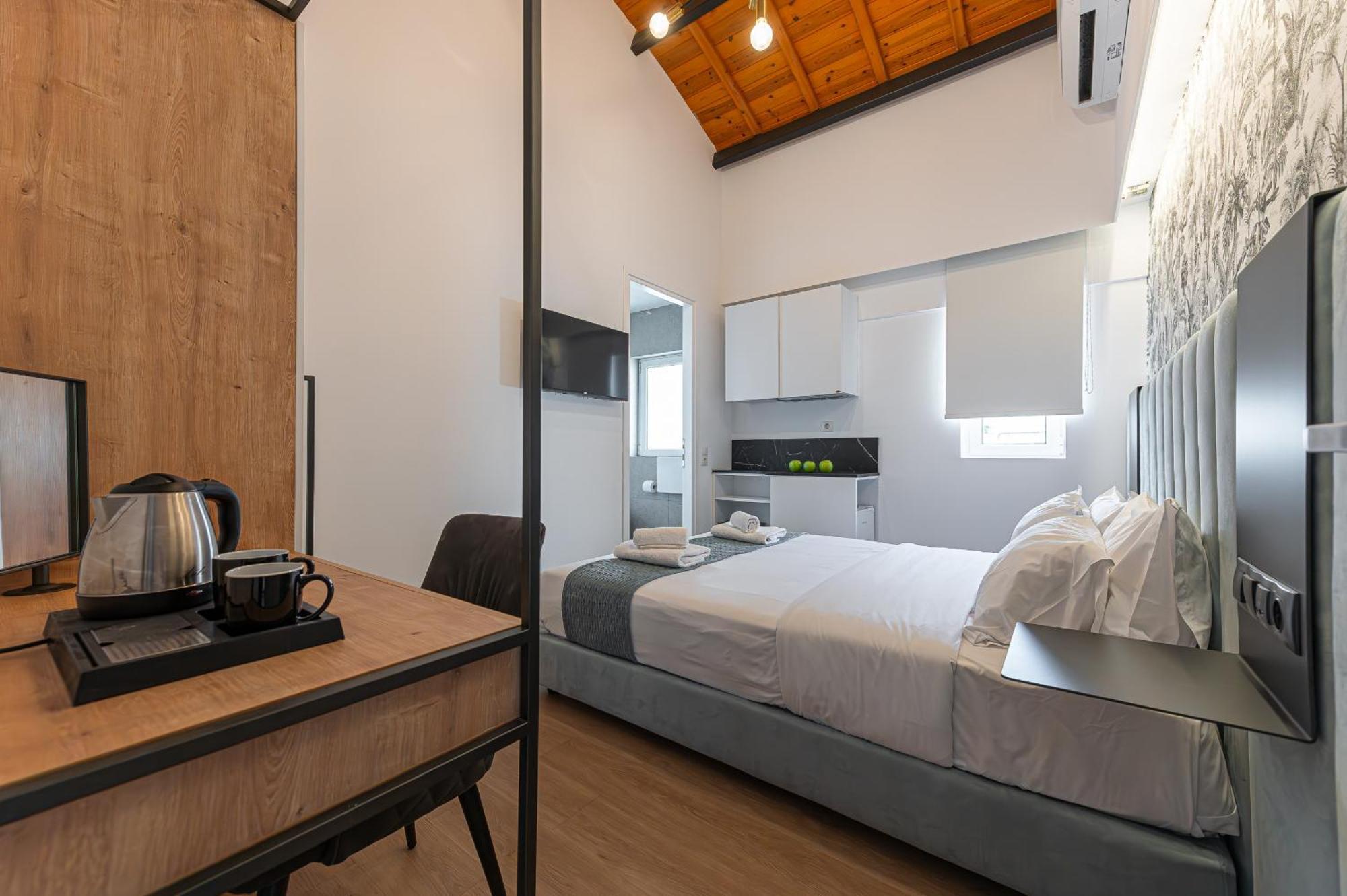 Kriel Suites By Liv Homes Афины Экстерьер фото