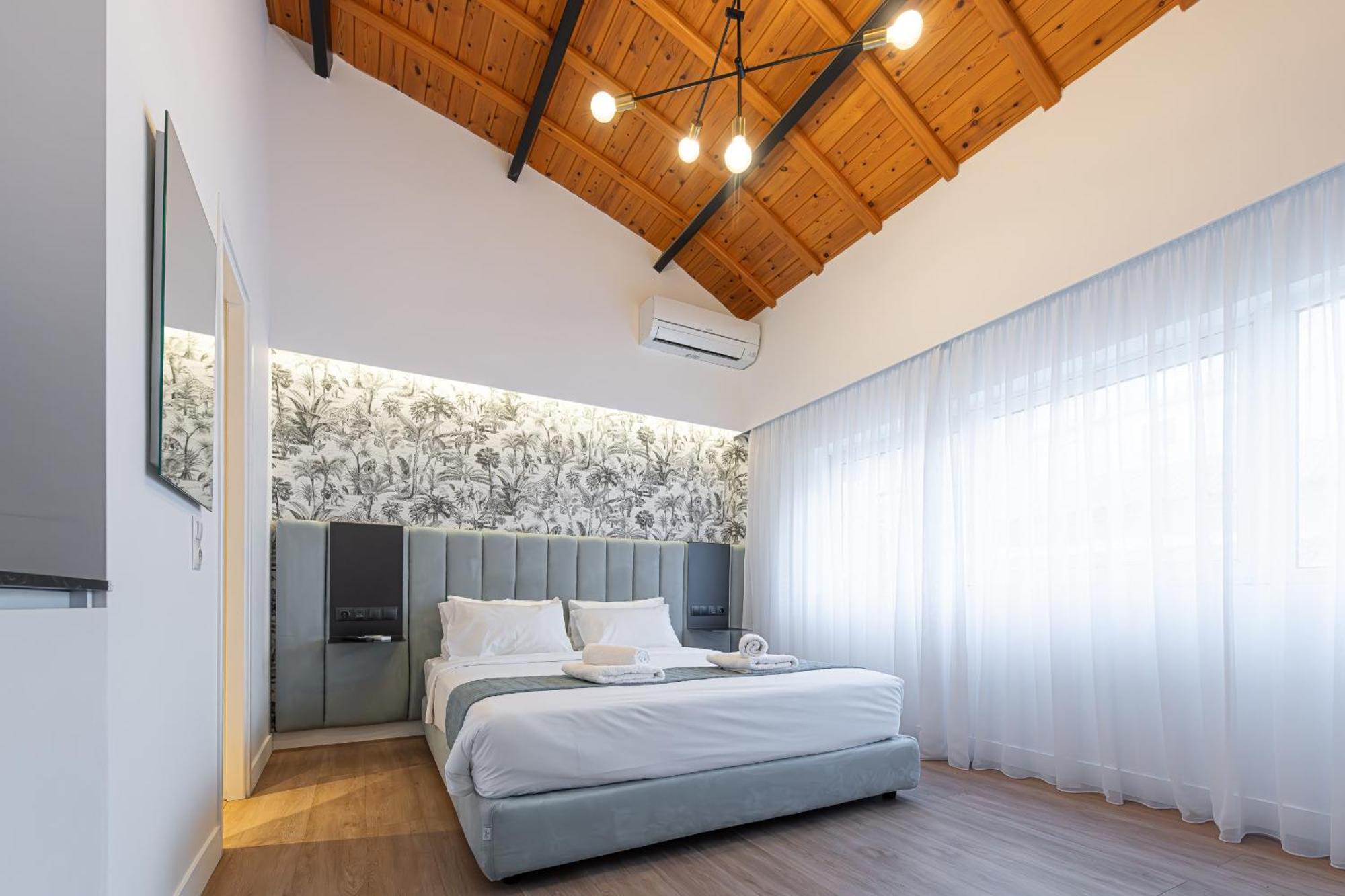 Kriel Suites By Liv Homes Афины Экстерьер фото